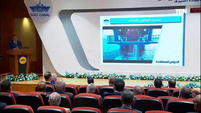 نجاح بدون خسائر ..رئيس هيئة قناة السويس: لأول مرة في العالم .. تعويم سفينة جانحة دون تفريغ حمولتها