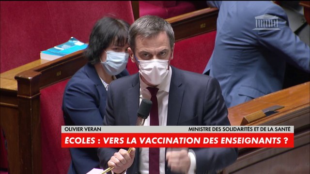 Olivier Véran défend la stratégie du gouvernement contre la Covid-19 : En 13 mois de crise, le gouvernement n'a pas fait de pari, nous avons été capables d'évoluer