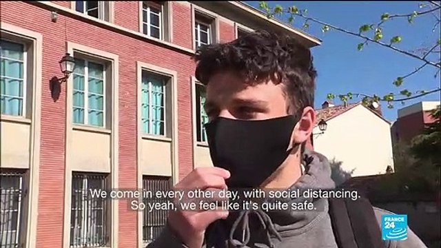 Coronavirus pandemic in France: Calls for schools closures as infections soar