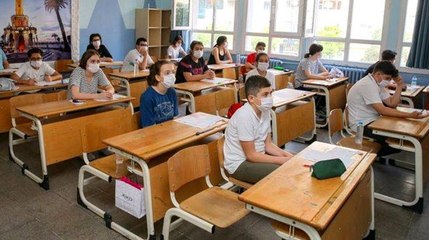 'Çok yüksek riskli' iller arasında yer alan Karabük'te uzaktan eğitime geçildi