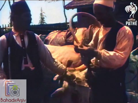 1920-1925 yılları arası İstanbul ve Türkiye görüntüleri (Renkli) / Old Istanbul and Turkey clip from 1920-1925 (Colorized)