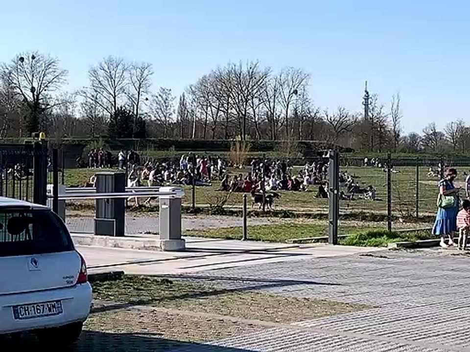 Fête improvisé à la Citadelle de Lille