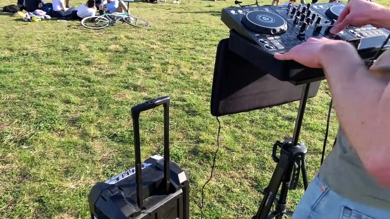 Fête improvisée à la Citadelle de Lille