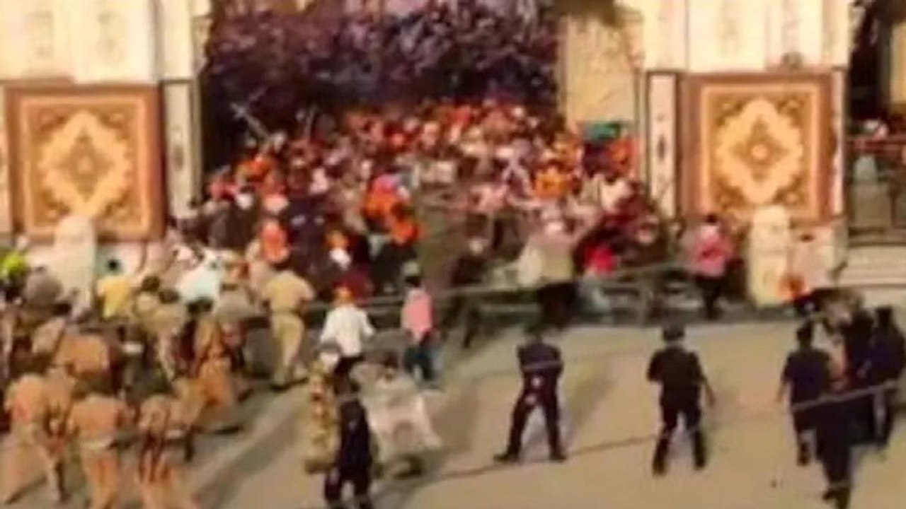 Why Sword-wielding mob attacks cops in Nanded?