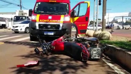 Duas motos se envolvem em colisão na Rua Manaus com a Avenida Barão do Rio Branco