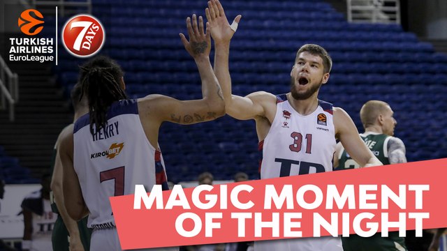 7DAYS Magic Moment of the Night: Rokas Giedraitis & Zoran Dragic, TD Systems Baskonia Vitoria-Gasteiz