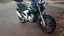 Motociclista fica ferido ao bater contra carro no Bairro Cataratas