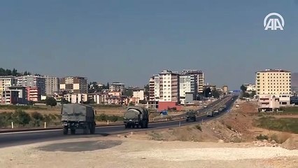 Suriye sınırına askeri sevkiyat sürüyor