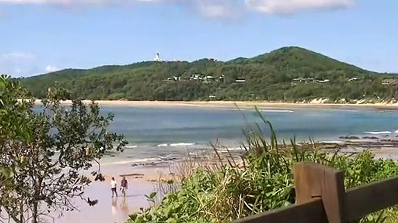 Byron Bay on alert as visitors from Qld test positive