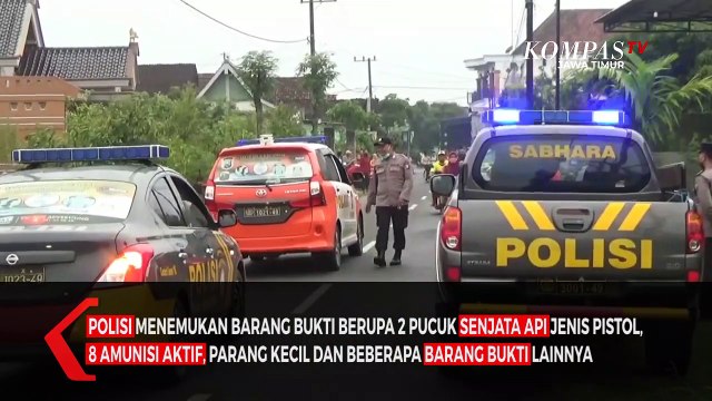 Densus 88 Geledah Rumah Terduga Teroris di Tulungagung