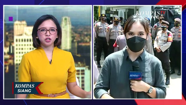 Sempat Adu Mulut, Pengacara Rizieq Shihab Protes Tak Diizinkan Masuk ke Ruang Pengadilan