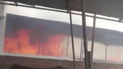 Top News: Fire break out at shops in Aligarh
