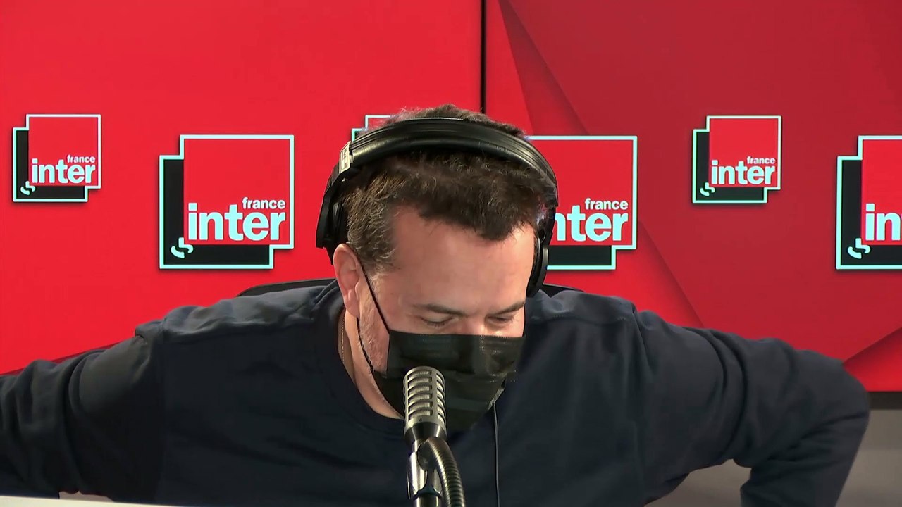 Angélique Kidjo, diva béninoise aux 4 Grammy et la star de l'afro-pop nigériane Yémi Aladé chantent "Dignity"