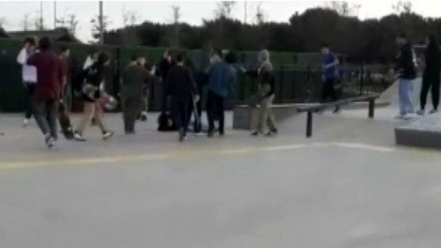 Maltepe’de madde bağımlısı gençler dehşet saçtı: Kaykayla vurup, bıçakla kovaladılar