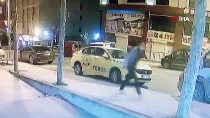 Hırsızı taksi içerisindeki kamera yakalattı