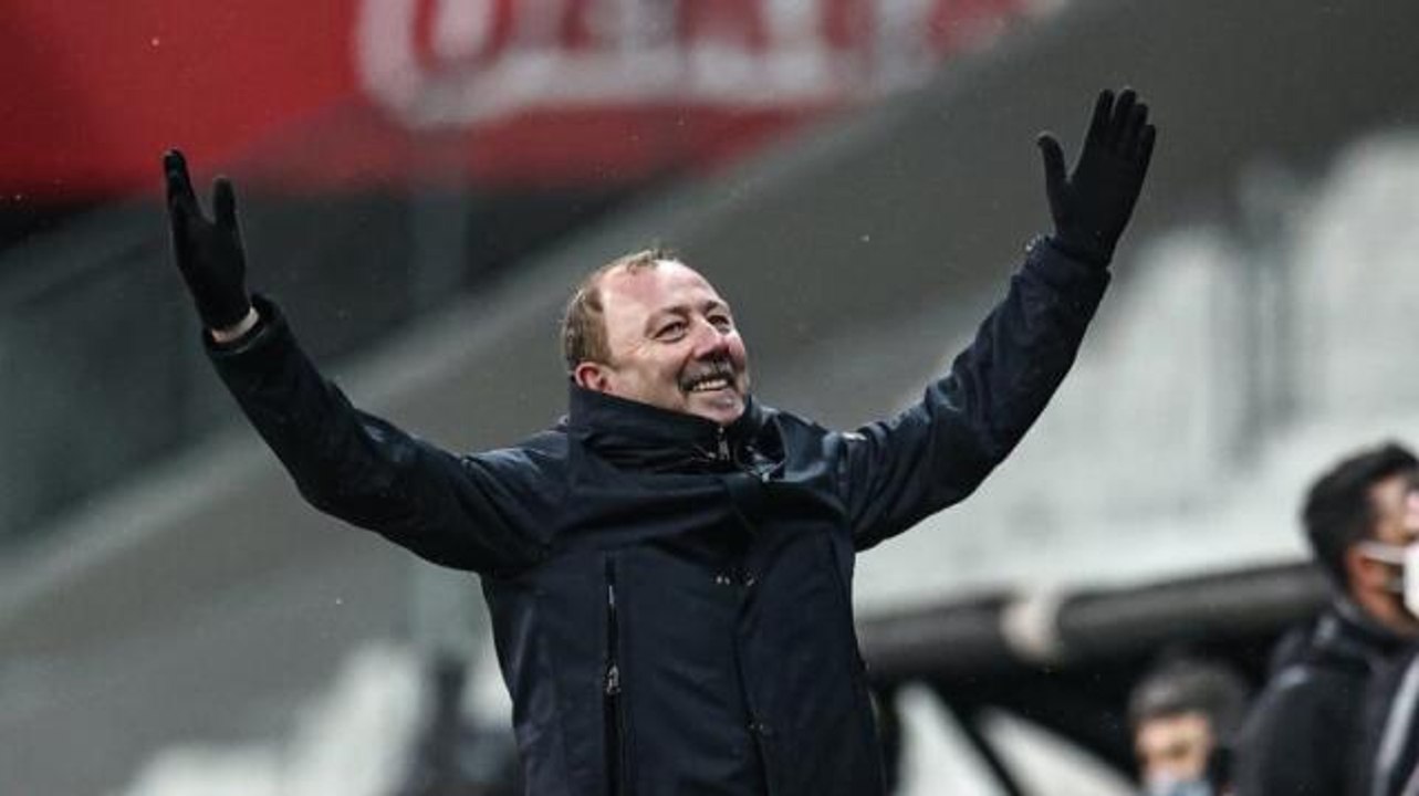 32. haftada 4 büyüklere verilen hakemler dikkat çekti! Sergen Yalçın'ın istemediği Meler, 10 gün sonra yeniden Beşiktaş maçına atandı