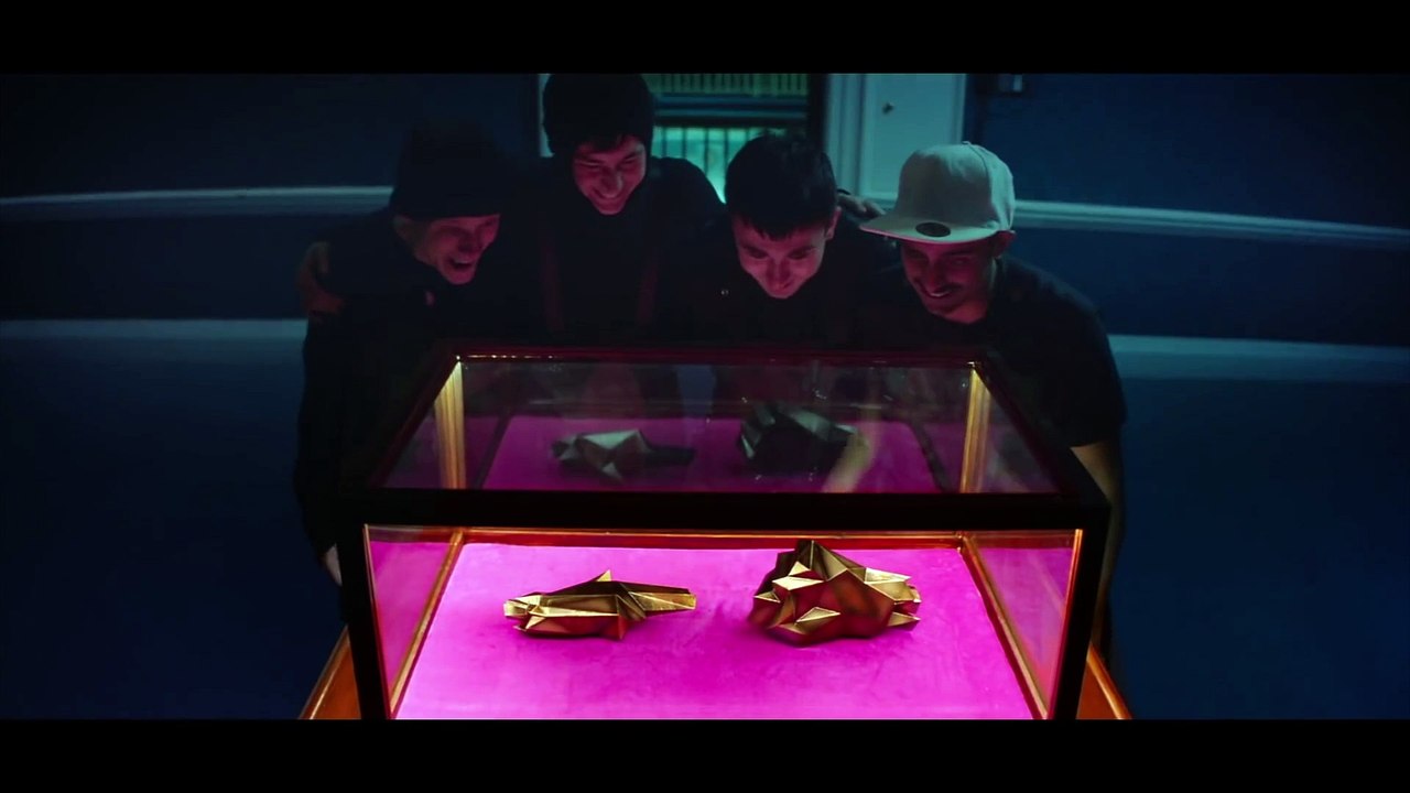 Run The Jewels - Out Of Sight feat. 2 Chainz