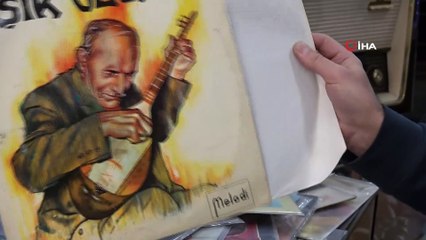 Yaklaşık 25 yılını verdiği koleksiyonuna paha biçemiyor