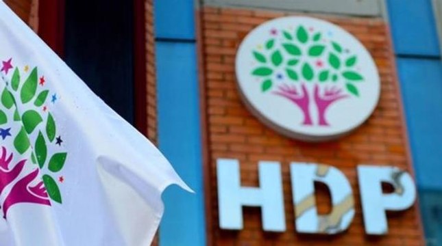 Son Dakika! AYM, HDP'nin kapatılması istemiyle açılan davada iddianameyi Yargıtay'a iade etti