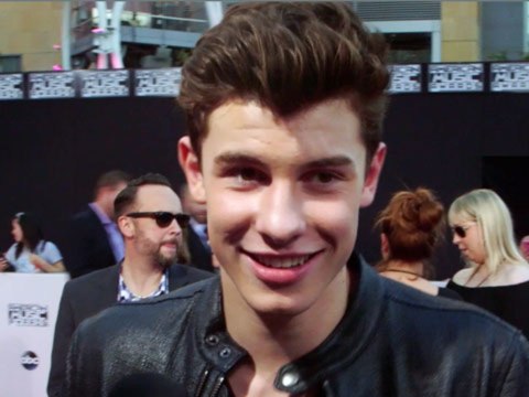 Shawn Mendes Talks I Know What You Did Last Summer at the AMAs