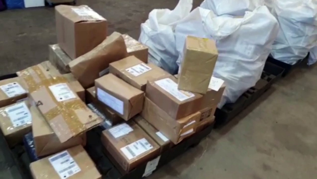 Receita Federal apreende 604 volumes de contrabando que eram transportados como correspondências