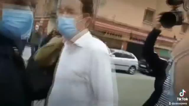 Iglesias acusa a la ultraderecha de enviar a sus cachorros para intentar amedrentar