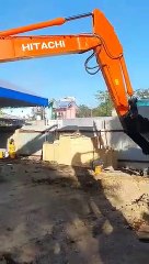CATCH THIS VIDEO, EXCELLENT JOB FOR HITACHI EX200-3