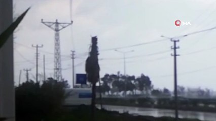 Manavgat'ta hortum paniği kamerada