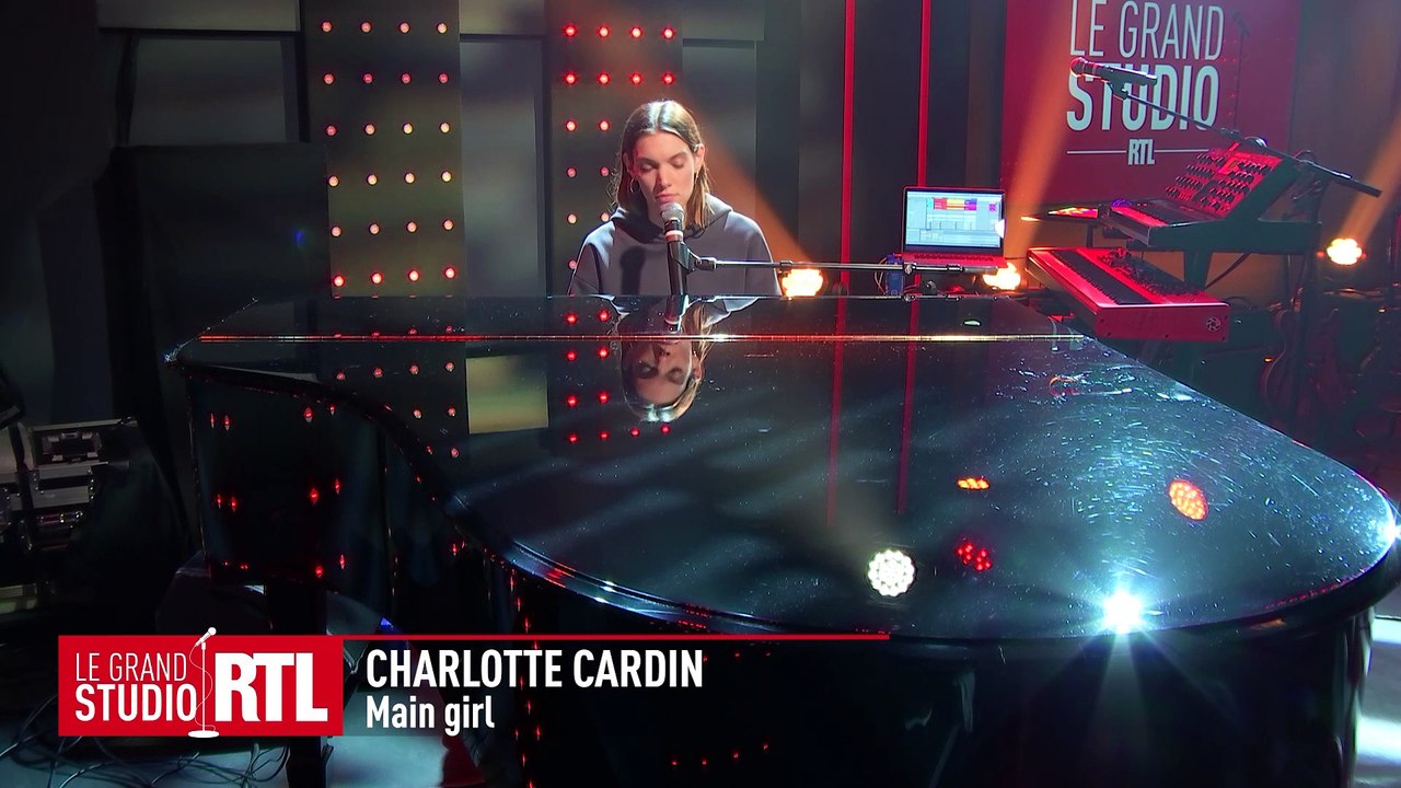 Charlotte Cardin - Main girl (Live) - Le Grand Studio RTL