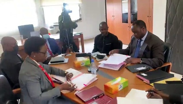 Signature du mandat de levée de fonds entre la Sar et Africa Finance corporation