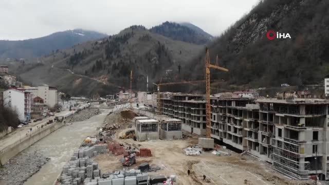 Giresun'un Dereli ilçesinde selden zarar gören afetzedeler için konut yapım çalışmalarında sona gelindi