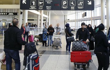 "تحذير": الأمن اللبناني يسرق حقائب السوريين في مطار بيروت..ذهب ، أموال ، هواتف "عمليات تشليح كاملة"