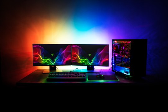 Razer Chroma : tráiler dispositivos conectados