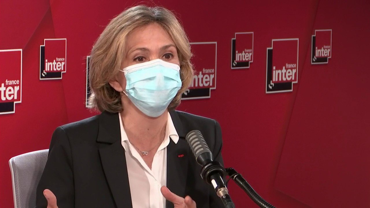 "Le gouvernement n'a toujours pas trouvé le bon mode de concertation, ni avec l'opposition, ni avec les élus locaux" (Valérie Pécresse)