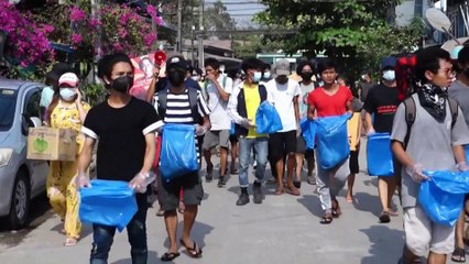 Tải video: Manifestantes regressam às ruas em Myanmar