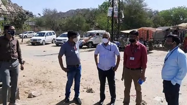 संभागीय आयुक्त के निरीक्षण में गायब मिले चिकित्सक व कृषि अधिकारी