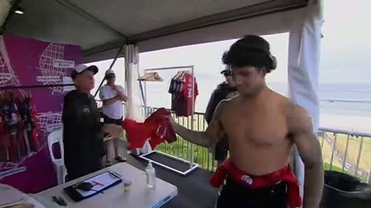 Surfers descend on Newcastle for World Surf League events