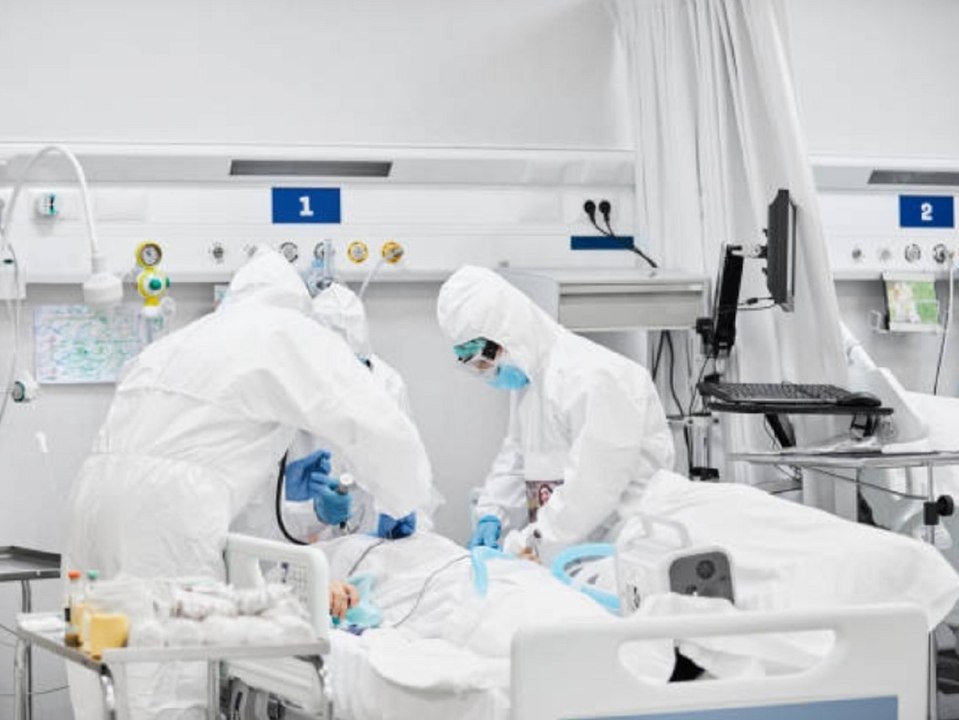 'Wir malen keine Schreckensbilder': Intensivstationen bedrohlich voll