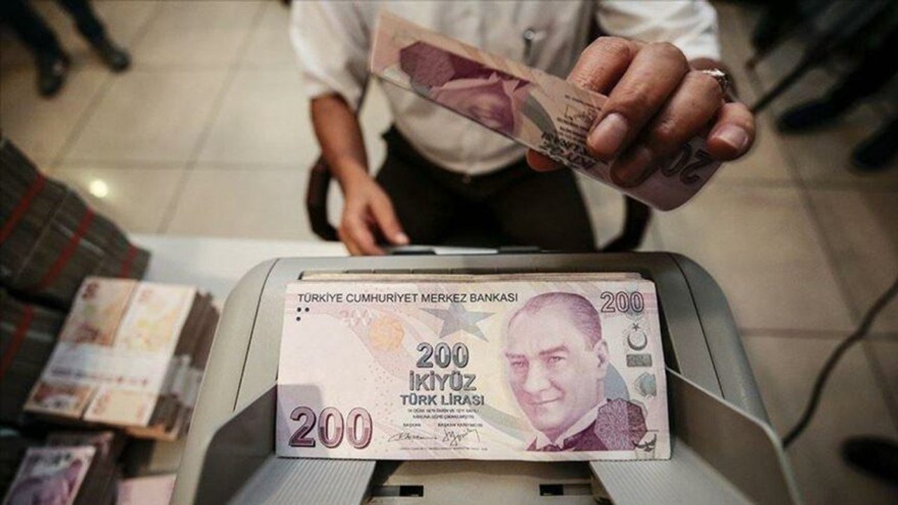Zihinsel engelli evsiz gencin üstüne şirket yaptılar, milyonlarca liralık naylon fatura kestiler