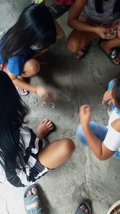pogs