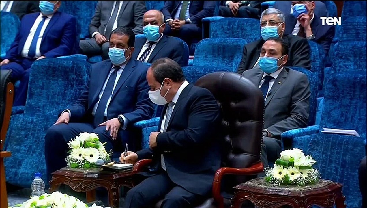 رئيس هيئة الدواء: مصر اول دولة بالشرق الأوسط تمتلك اكتفاء ذاتي للمستحضرات الحديثة لعلاج كورونا