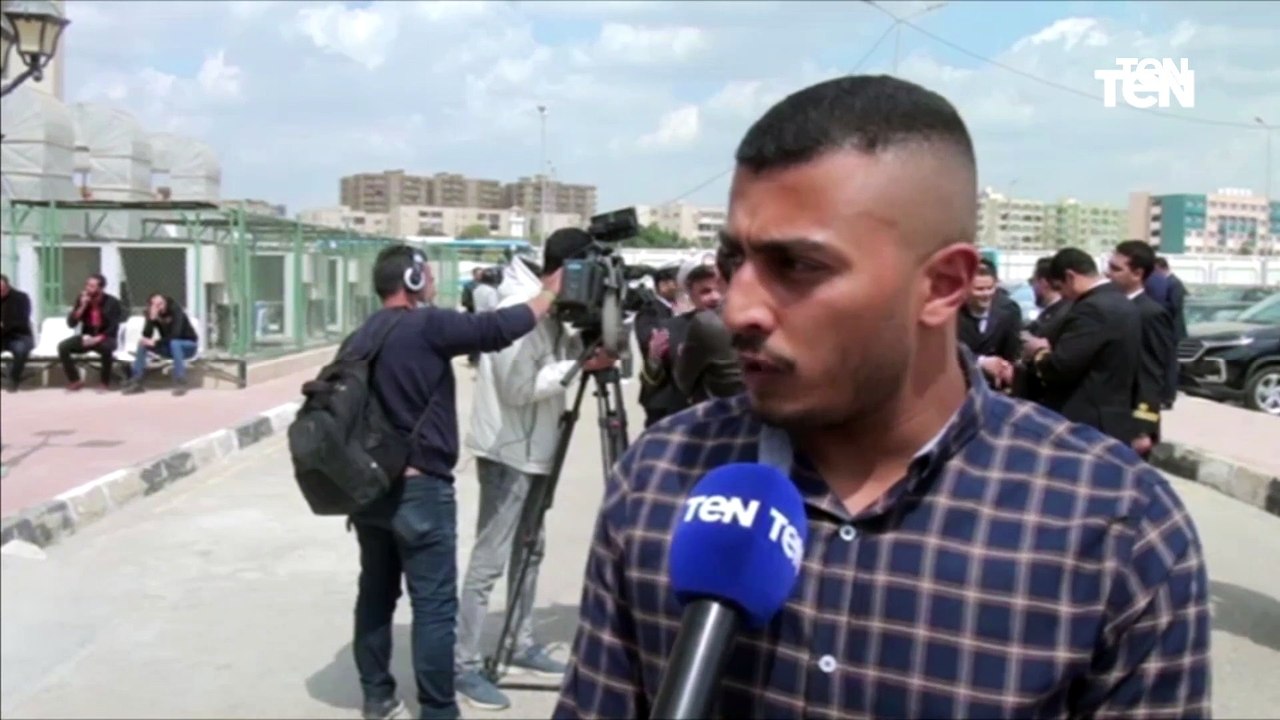 لقاء خاص مع خالد حربي احد ابطال القاطرة بركة 1 التي شاركت في تعويم السفينة الجانحة بقناة السويس