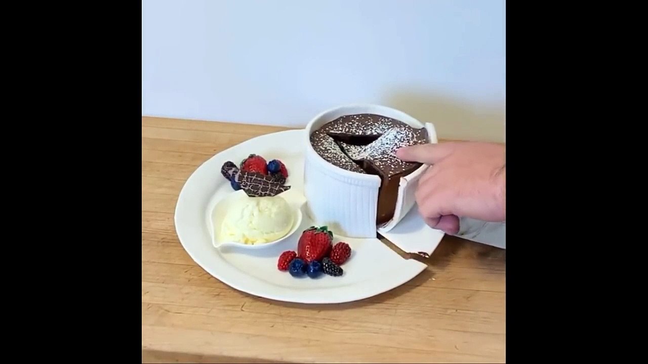 Amazing Cake Cutting Videos  Illusion Cakes