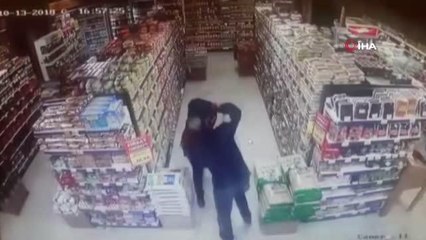 Genç kıza "platonik aşk dehşeti" yaşatan zanlıya, "bıçak öldürmeye elverişli değil" savunması