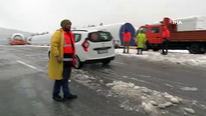 İzmir'e Nisan Ayı Karla Geldi