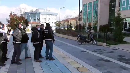 4 ilde sokak satıcılarına yönelik operasyon: 7 tutuklama