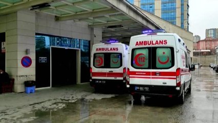 Son dakika haberi: Duvardan atlayan kişi karnına saplanan çekpas sapı ile hastaneye kaldırıldı