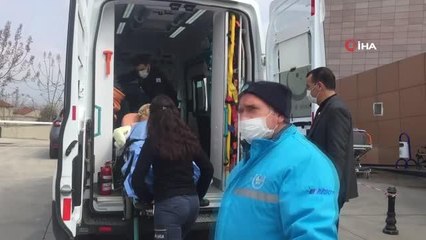 Üzerine oturduğu tiner tenekesi patladı, alevler içinde kaldı