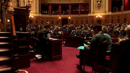 Non, les résultats des tests PCR ne sont pas "tous erronés", comme l'avance un sénateur LR