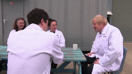 Covid-19: pour Boris Johnson, "ce qui se passe en France est très triste"